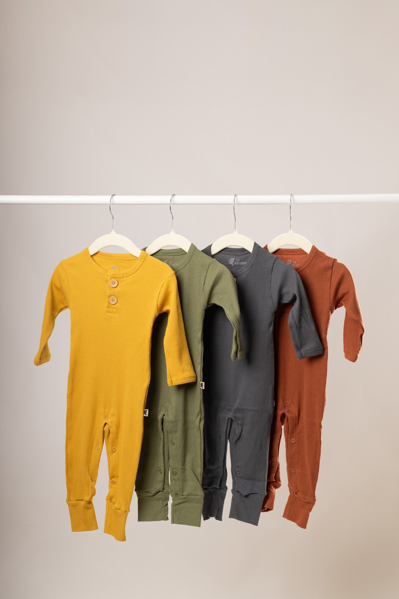 Macacão Manga Longa Botão Bebê Comfort Premium - Chumbo