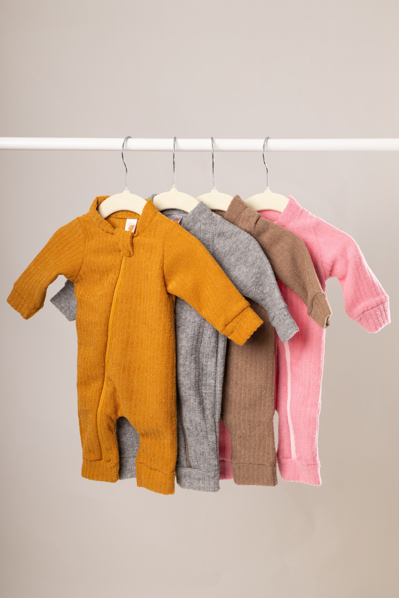 Macacão Bebê Buclê - Marrom