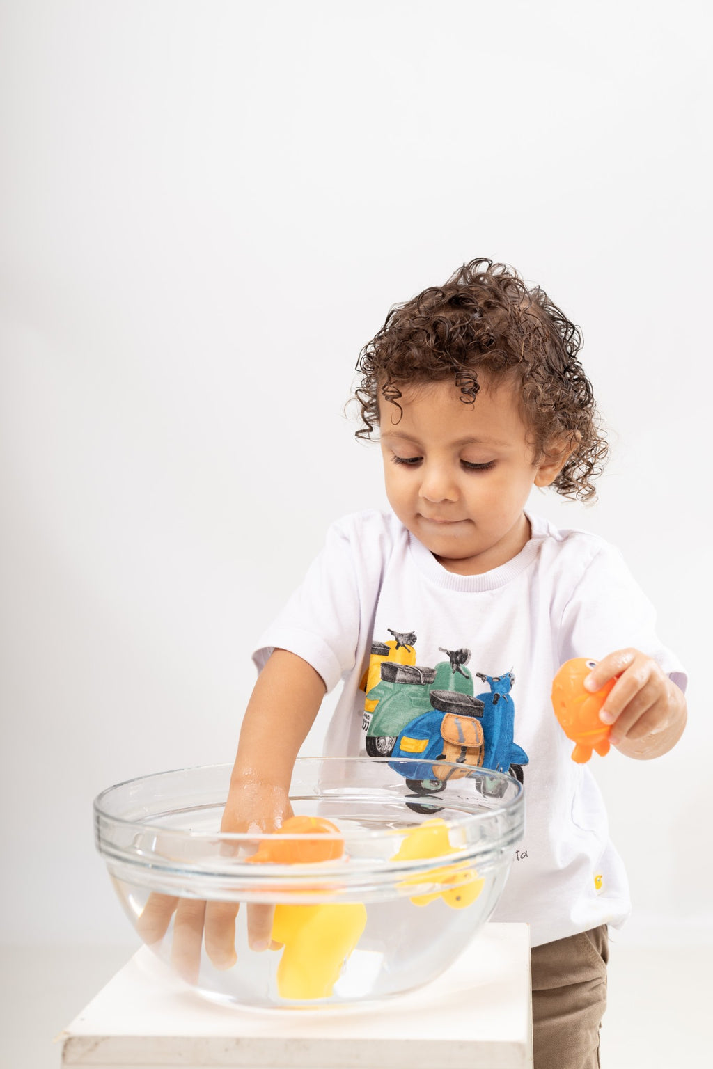 Bichinhos para banho unissex COLORIDO