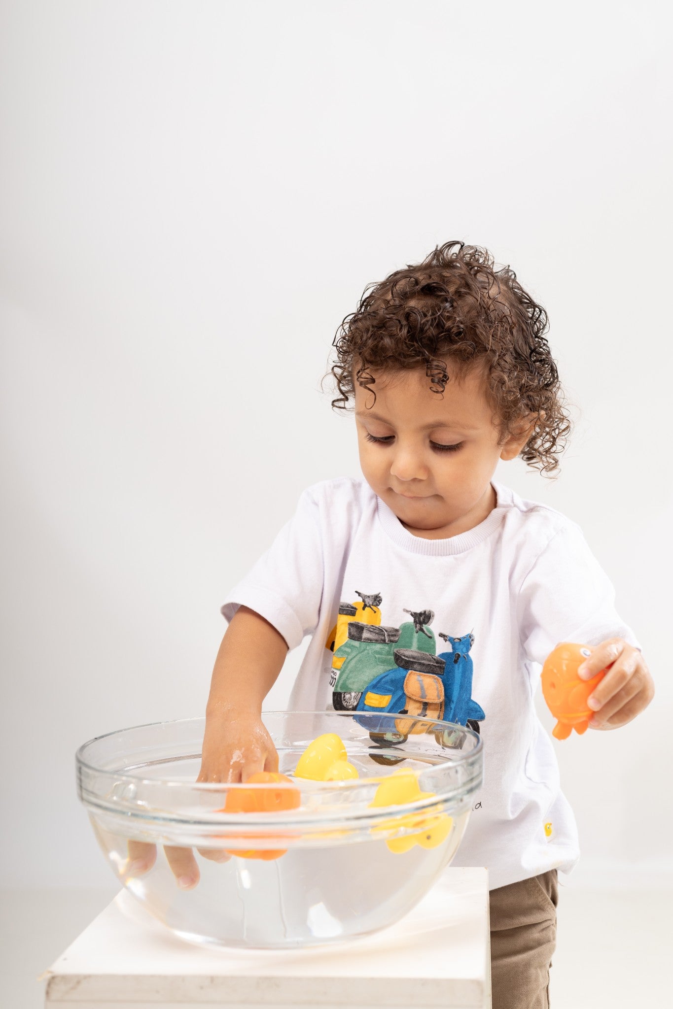 Bichinhos para banho unissex COLORIDO