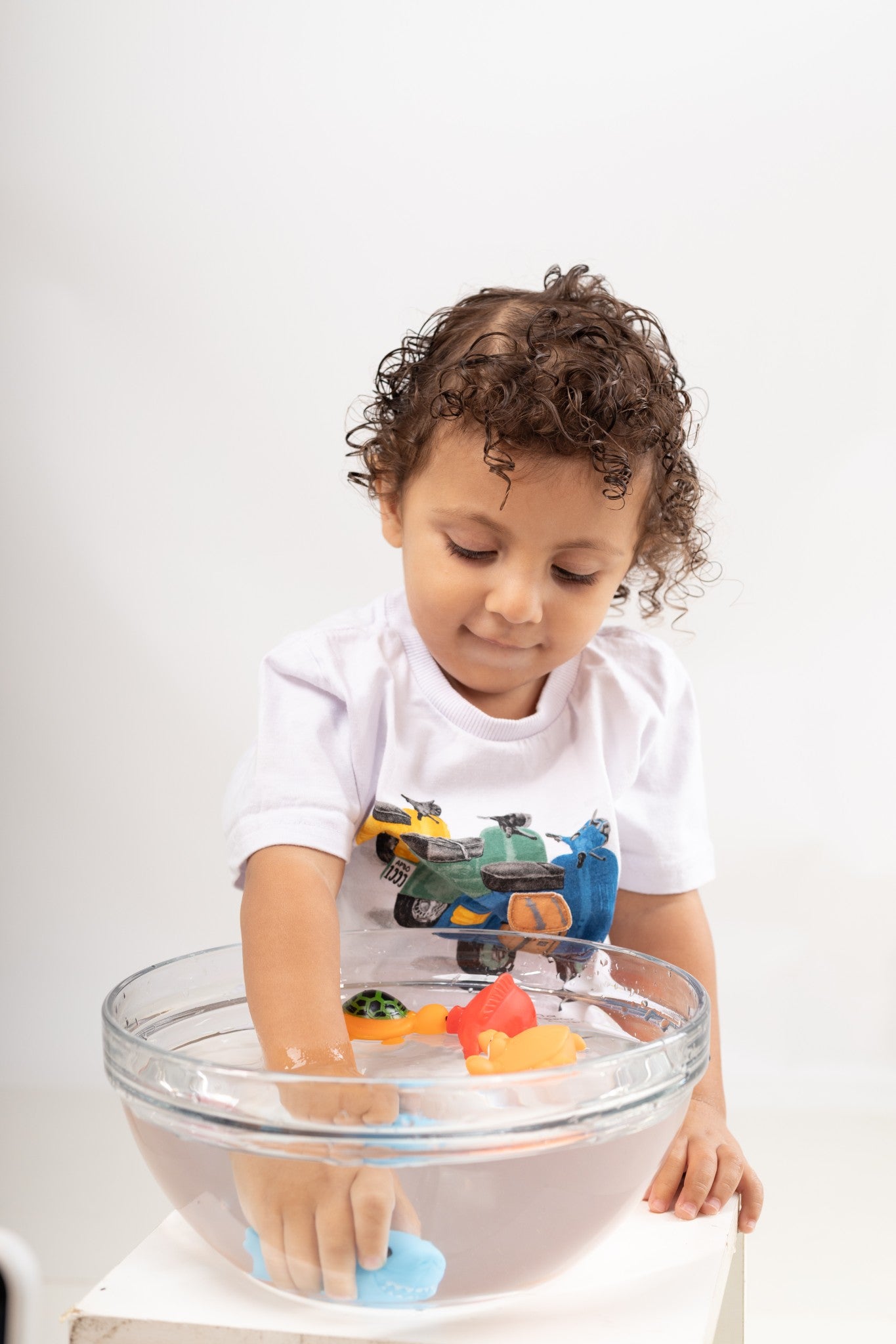 Bichinhos para banho unissex COLORIDO