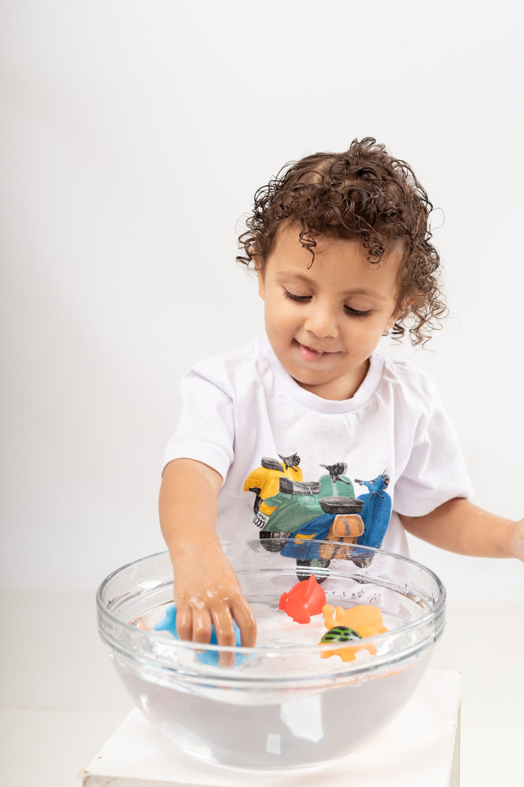 Bichinhos para banho unissex COLORIDO