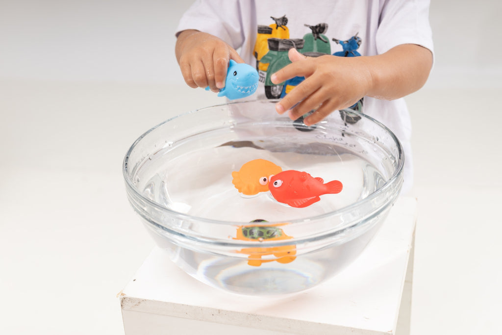 Bichinhos para banho unissex COLORIDO